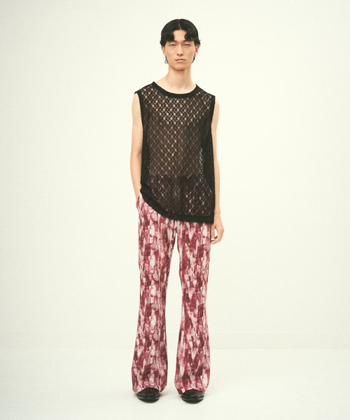 Juha(ユハ)の「RUSSELL LACE NO-SLEEVE(ベスト・メンズ・アイボリー/ブラック/オリーブ・4/3)」の4枚目の写真