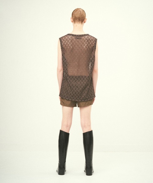 Juha(ユハ)の「RUSSELL LACE NO-SLEEVE(ベスト・メンズ・アイボリー/ブラック/オリーブ・4/3)」の8枚目の写真