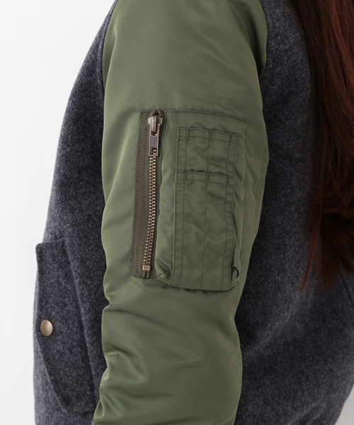 Ray BEAMS（レイビームス）の「Ray BEAMS / メルトン コンビ MA-1 ジャケット（ミリタリージャケット・レディース・グレー/ネイビー・0/1）」の4枚目の写真