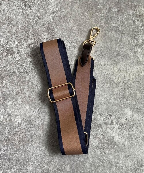 fredy emue（フレディエミュ）の「アジャストテープショルダー（その他小物・レディース・ホワイト系その他4/ブルー系その他7/レッド系その他3・FREE）」の13枚目の写真