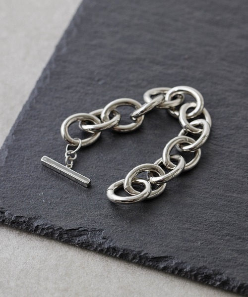 PAPILLONNER(パピヨネ)の「ボリュームブレスレット(ブレスレット・レディース・シルバー/ゴールド・FREE)」の6枚目の写真