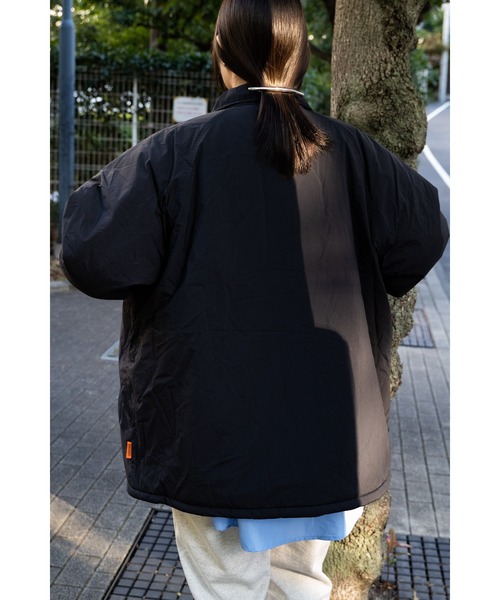 UNIVERSAL OVERALL(ユニバーサルオーバーオール)の「【 UNIVERSAL OVERALL / ユニバーサルオーバーオール 】 パディング コーチ ナイロンジャケット DRE U2333440(ナイロンジャケット・メンズ・ターコイズブルー/オレンジ/ベージュ/ブラック・L/M)」の15枚目の写真