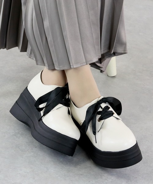 LOVEHUNTER(ラブハンター)の「LOVEHUNTER/+7.5cm トリプルソール 3ホールプレーントゥシューズ(1643)(ドレスシューズ・レディース・ブラック/アイボリー・LL/L/S/M/SS)」の7枚目の写真