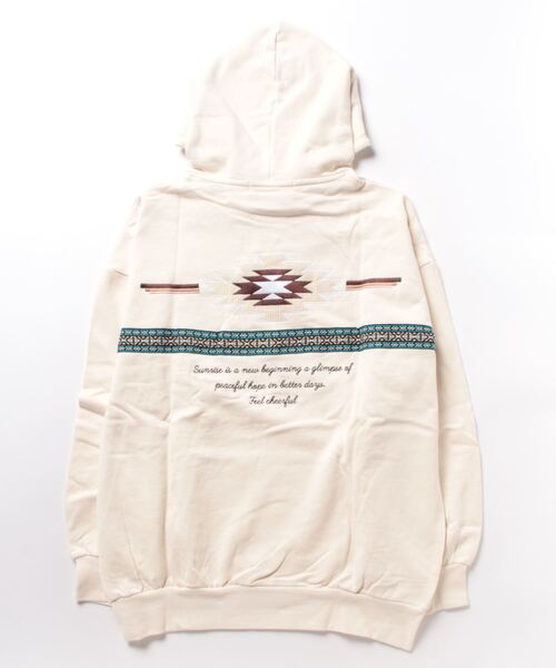 anap mimpi（アナップミンピ）の「裏起毛オルテガコーデュロイ×チロリアン刺繍フディートレーナー（パーカー・レディース・アイボリー/ダークグレー/ベージュ・FREE）」の4枚目の写真