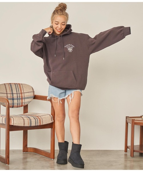 anap mimpi（アナップミンピ）の「裏起毛オルテガコーデュロイ×チロリアン刺繍フディートレーナー（パーカー・レディース・アイボリー/ダークグレー/ベージュ・FREE）」の20枚目の写真