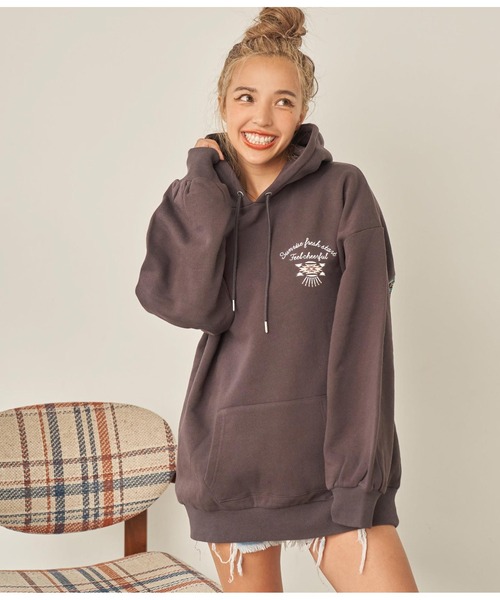 anap mimpi（アナップミンピ）の「裏起毛オルテガコーデュロイ×チロリアン刺繍フディートレーナー（パーカー・レディース・アイボリー/ダークグレー/ベージュ・FREE）」の17枚目の写真