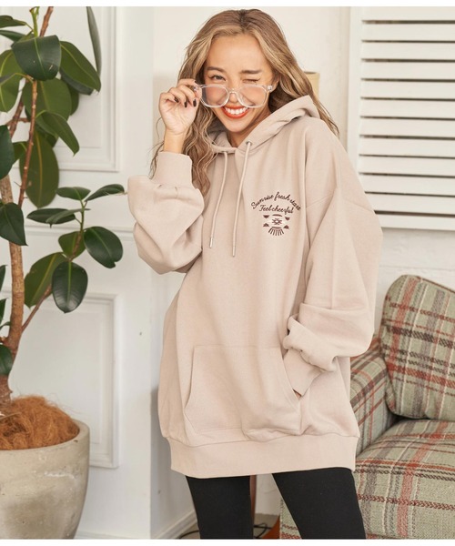 anap mimpi（アナップミンピ）の「裏起毛オルテガコーデュロイ×チロリアン刺繍フディートレーナー（パーカー・レディース・アイボリー/ダークグレー/ベージュ・FREE）」の5枚目の写真