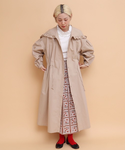 peu pres（プープレ）の「タイプライター　フリルフード付きCO（その他アウター・レディース・ベージュ/ネイビー・FREE）」の5枚目の写真