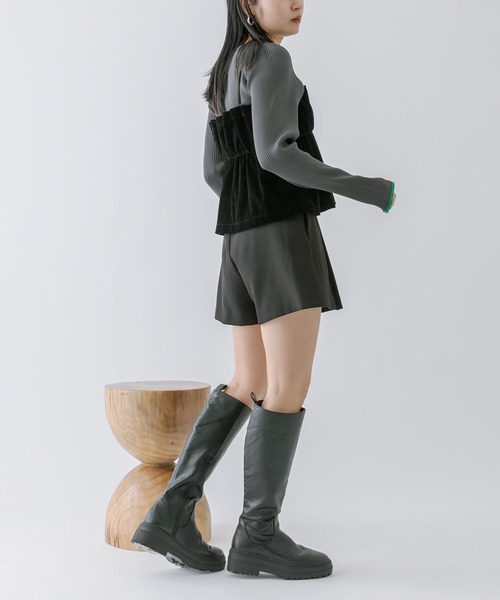 mline（エムライン）の「[mline]ベアギャザーベロアキャミソール（キャミソール・レディース・ブラック/ベージュ・FREE）」の11枚目の写真