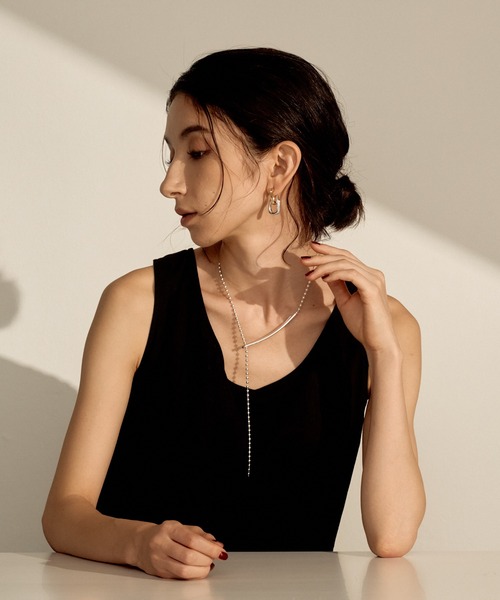novice(ノーヴィス)の「【novice】Bicolor Square Hoop Pierce(ピアス(両耳用)・レディース・マルチ・FREE)」の3枚目の写真
