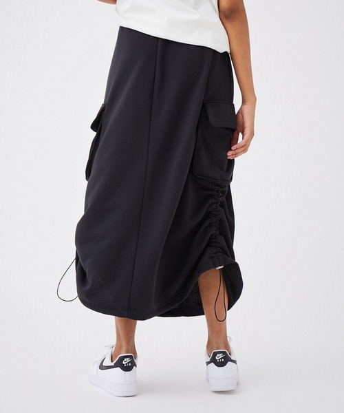 NERGY（ナージー）の「【UV＆吸水速乾】スウェットカーゴスカート（スカート・レディース・ブラック/ピンク/キナリ・M/S）」の3枚目の写真