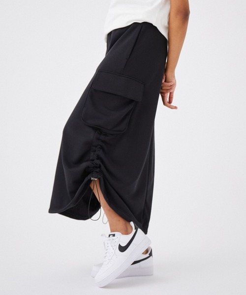 NERGY（ナージー）の「【UV＆吸水速乾】スウェットカーゴスカート（スカート・レディース・ブラック/ピンク/キナリ・M/S）」の5枚目の写真