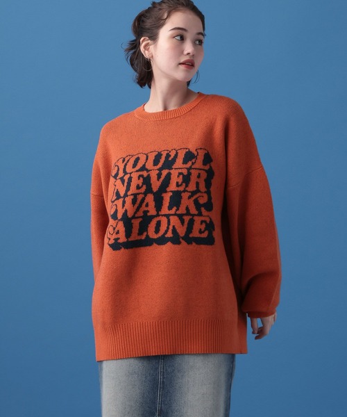 PBLIM（ページボーイリム）の「PBLIM/メッセージロゴニット（ニット/セーター・レディース・オフホワイト/オレンジ/ブラック・FREE）」の4枚目の写真