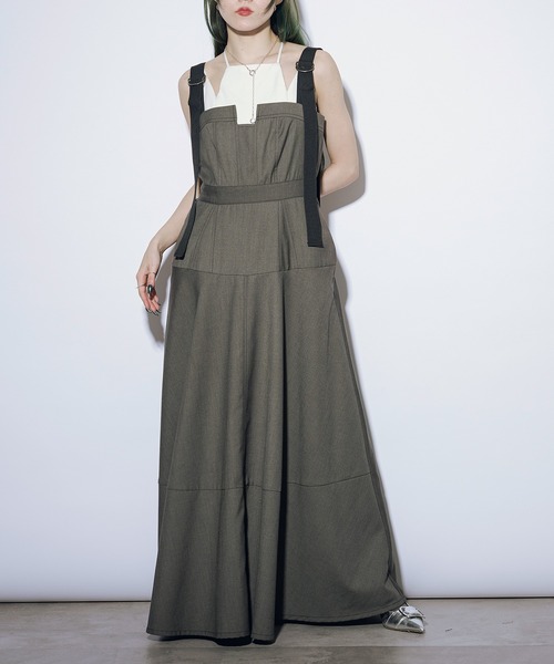 Ezick(エジック)の「Panel bustier ステッチキャミドレス(ワンピース・レディース・カーキブラウン/チャコールグレー/ライトグレー・FREE)」の7枚目の写真