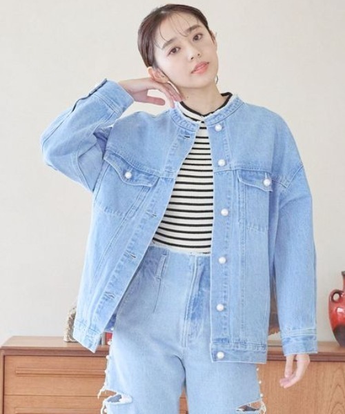 mysty woman(ミスティウーマン)の「パールボタンデニムジャケット 996648(デニムジャケット・レディース・ネイビー/ブルー/ブラック・FREE)」の3枚目の写真