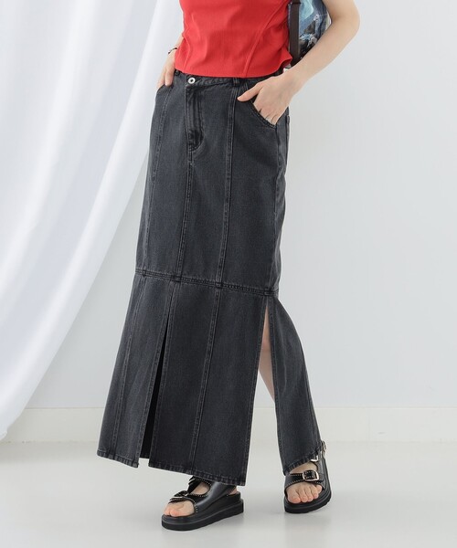 Ray BEAMS（レイビームス）の「Ray BEAMS / デニム スリット スカート（デニムスカート・レディース・ブルー/ブラック・0/1）」の6枚目の写真