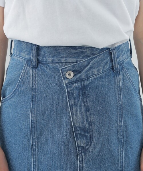 Ray BEAMS（レイビームス）の「Ray BEAMS / デニム スリット スカート（デニムスカート・レディース・ブルー/ブラック・0/1）」の17枚目の写真