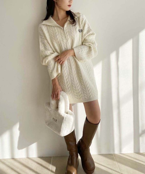 one after another NICE CLAUP（ワンアフターアナザーナイスクラップ）の「ケーブルニットZIPUPニットワンピース（ワンピース・レディース・ライトグレー/ピンク/アイボリー/チャコール・FREE）」の20枚目の写真