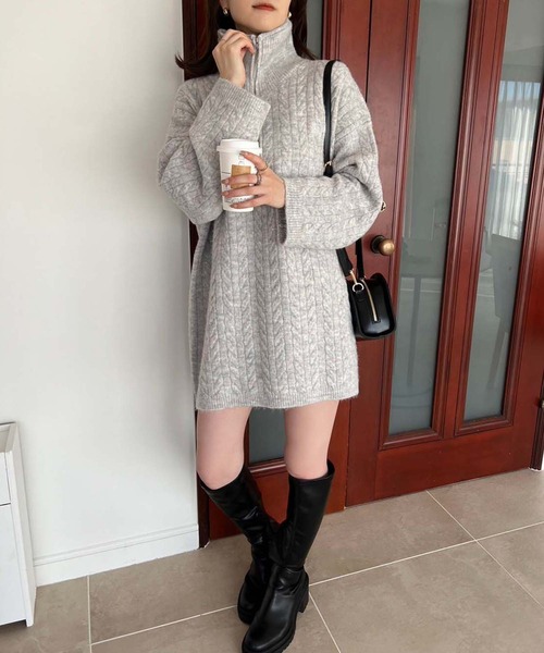 one after another NICE CLAUP（ワンアフターアナザーナイスクラップ）の「ケーブルニットZIPUPニットワンピース（ワンピース・レディース・ライトグレー/ピンク/アイボリー/チャコール・FREE）」の6枚目の写真
