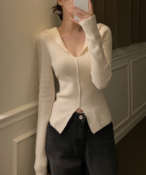 Jasmine Grandiflorum(ジャスミングランディフローラム)の「【Jasmine】Vネック前スリットニットトップス(ニット/セーター・レディース・オフホワイト/ブラック・FREE)」の7枚目の写真