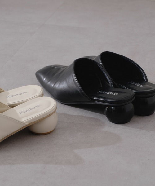 Kastane(カスタネ)の「ラウンドヒールクロッグパンプス(パンプス・レディース・ブラック/アイボリー・38/36/37)」の5枚目の写真