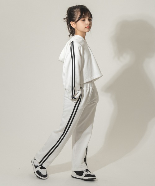 新品 リリーブラウン サイドライントラックパンツ スウェットパンツ LILY BROWN（リリーブラウン）の「サイドライントラックパンツ