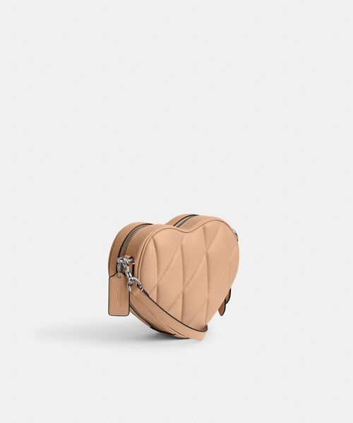 COACH（コーチ）の「ハート クロスボディ・キルティング