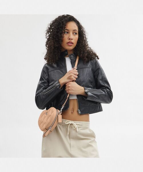 COACH（コーチ）の「ハート クロスボディ・キルティング（ショルダー