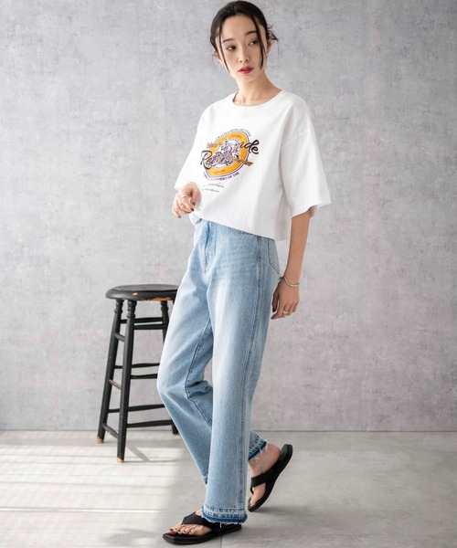 WEGO(ウィゴー)の「WEGO/セミフレアデニムパンツ(デニムパンツ・レディース・ライトインディゴブルー/ブラック系1・SMALL/MEDIUM)」の4枚目の写真