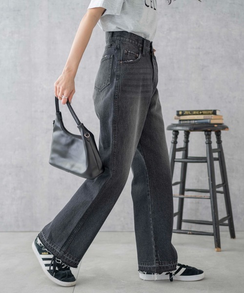 WEGO(ウィゴー)の「WEGO/セミフレアデニムパンツ(デニムパンツ・レディース・ライトインディゴブルー/ブラック系1・SMALL/MEDIUM)」の12枚目の写真