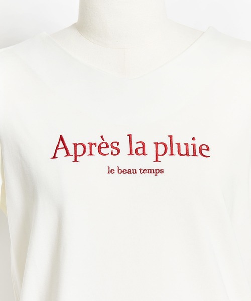 NOELA(ノエラ)の「ロゴTシャツ(Tシャツ/カットソー・レディース・ベージュ/ネイビー/オフホワイト・フリー)」の11枚目の写真