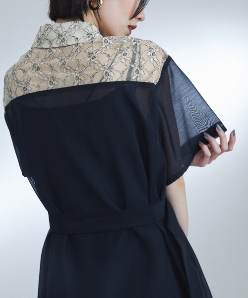 UNITED TOKYO（ユナイテッドトウキョウ）の「レースドッキングシャツワンピース｜ウォッシャブル/防シワ/半袖/夏服（シャツワンピース・レディース・ブラック/ネイビー・1/2）」の7枚目の写真