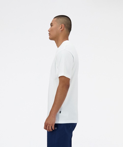 Tシャツ・カットソー New Balance UNI Heritage Short Sleeve Sweatshirt 5FT1402 NEW BALANCE（ニューバランス）の「Athletics Models Never Age