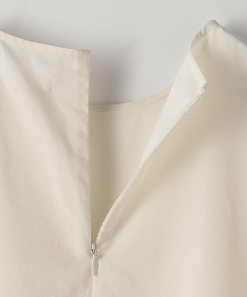 Steven Alan(スティーブンアラン)の「<AMOMENTO>SHORT SLEEVE VOLUME TOP/ブラウス(シャツ/ブラウス・レディース・オフホワイト・0)」の3枚目の写真