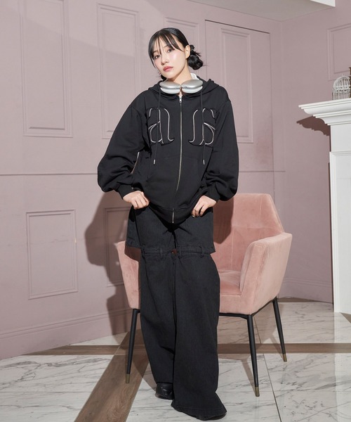 ANDGEEBEE（アンジービー）の「UNISEX パッチジップパーカー（パーカー・レディース・アイボリー/ブラック・FREE）」の11枚目の写真