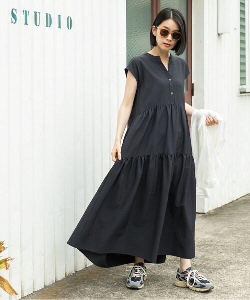 coen(コーエン)の「【WEB限定】シアサッカーティアードワンピース(ワンピース・レディース・オリーブ/ターコイズブルー/ダークグレー・M/L)」の4枚目の写真