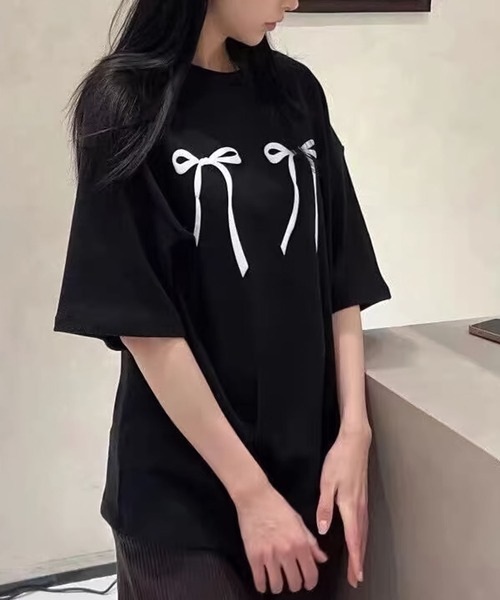LAFFMO(ラフモ)の「リボンプリントTシャツ(Tシャツ/カットソー・レディース・ホワイト/ブラック/レッド・F)」の4枚目の写真