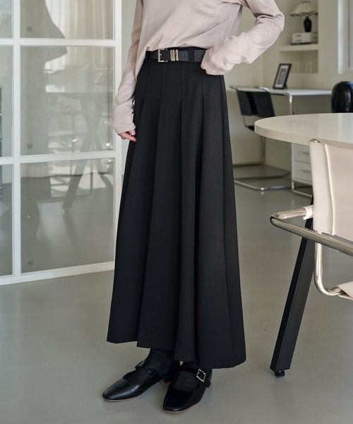 UNE MANSION（ユヌマンション）の「【ベルトSET】プリーツロングスカート（スカート・レディース・グレー/ブラック/ベージュ・LARGE/MEDIUM/SMALL）」の8枚目の写真