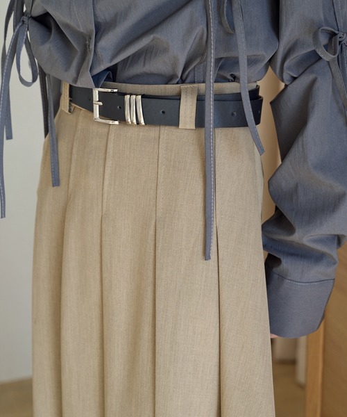 UNE MANSION（ユヌマンション）の「【ベルトSET】プリーツロングスカート（スカート・レディース・グレー/ブラック/ベージュ・LARGE/MEDIUM/SMALL）」の20枚目の写真