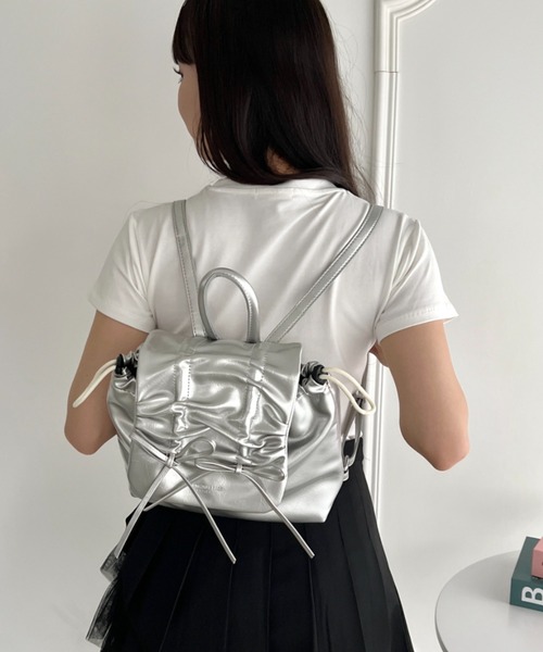 Loueme（ルエム）の「ダブルリボンギャザーリュック（バックパック/リュック・レディース・ブラック/シルバー/アイボリー・FREE）」の17枚目の写真