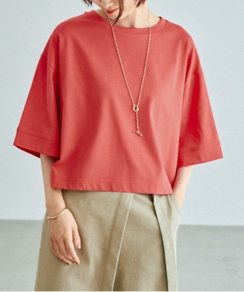LEPSIM(レプシィム)の「【3つの機能付き】ワイドクロップドT 987481(Tシャツ/カットソー・レディース・ブラック/ライトブルー/オフホワイト/ホワイト×ブラック/レッド/ブルー系その他・FREE)」の6枚目の写真