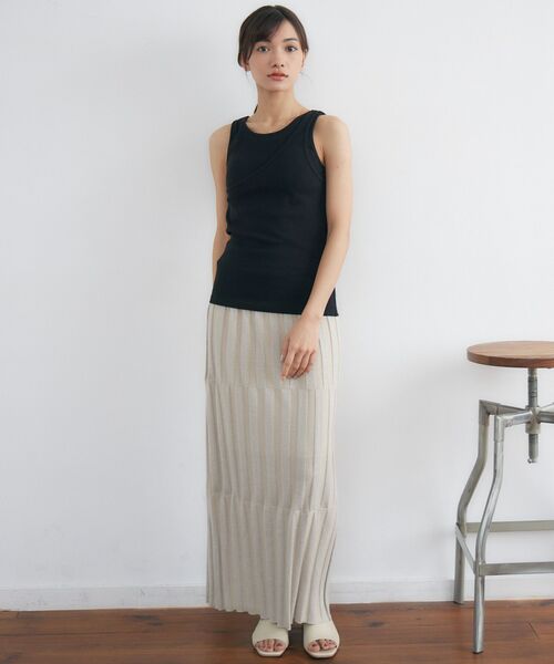 RETRO GIRL（レトロガール）の「アシメデザインタンク（タンクトップ・レディース・レッド/ブラウン/オフホワイト/ブラック・FREE）」の13枚目の写真