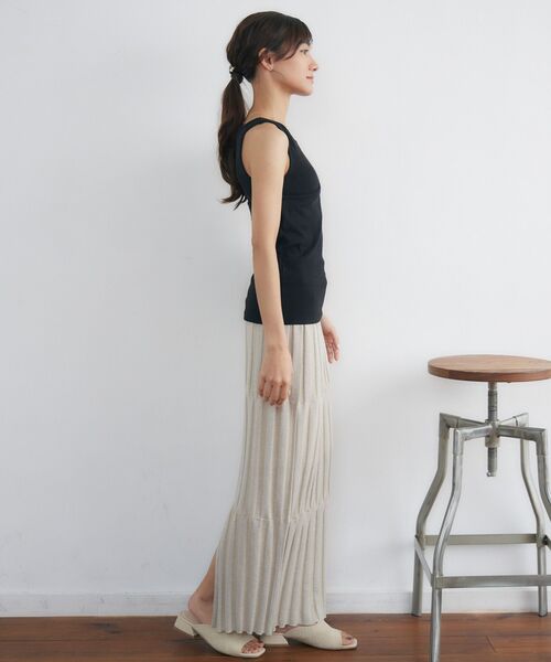 RETRO GIRL（レトロガール）の「アシメデザインタンク（タンクトップ・レディース・レッド/ブラウン/オフホワイト/ブラック・FREE）」の14枚目の写真