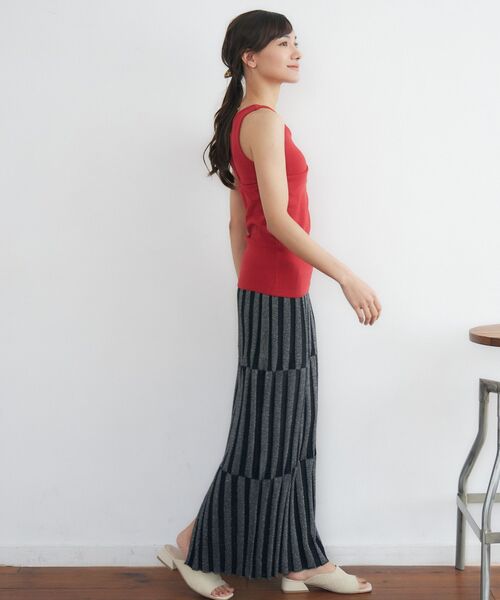 RETRO GIRL（レトロガール）の「アシメデザインタンク（タンクトップ・レディース・レッド/ブラウン/オフホワイト/ブラック・FREE）」の22枚目の写真