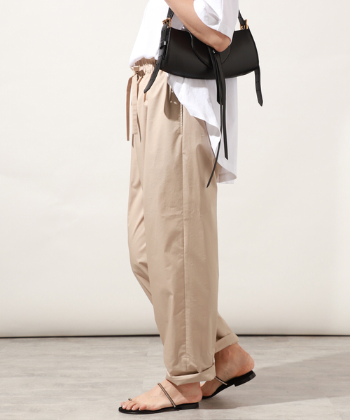 VERMEIL par iena(ヴェルメイユパーイエナ)の「コットンポリエステルドロストパンツ(その他パンツ・レディース・ベージュ/ブラック・38/36)」の19枚目の写真