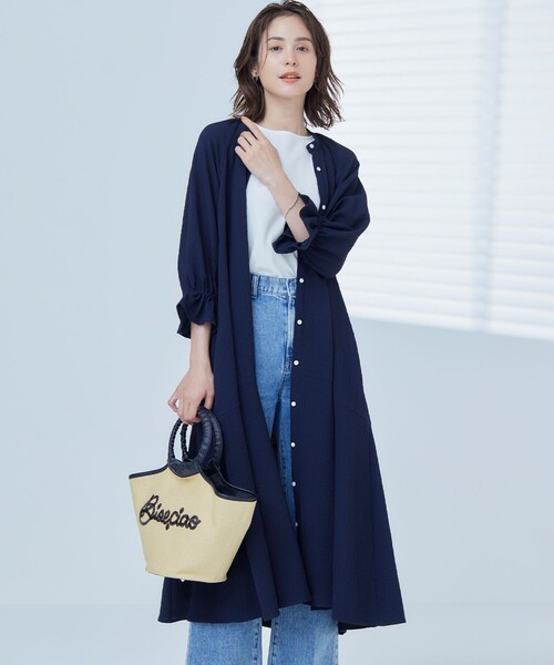 組曲(クミキョク)の「【WEB限定】クレープストレッチ シャツワンピース(ワンピース・レディース・ブルー系/ネイビー系・F)」の2枚目の写真
