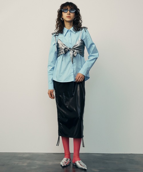 uyu.（ウユ）の「Metallic Side Drawstring Dress / メタリックサイドドロストキャミワンピース【uyu./ウユ】（ワンピース・レディース・シルバー/ブラック・FREE）」の16枚目の写真