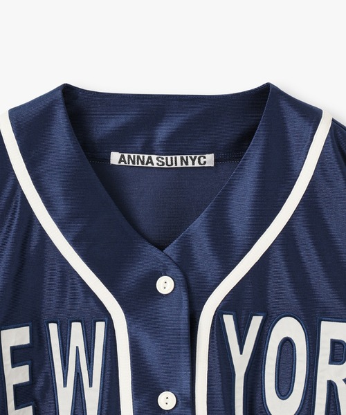 anna sui nyc(アナ スイ エヌ ワイ シー)の「NYエンブロイダリーベースボールショートシャツ(Tシャツ/カットソー・レディース・レッド/ホワイト/ネイビー・FREE)」の8枚目の写真