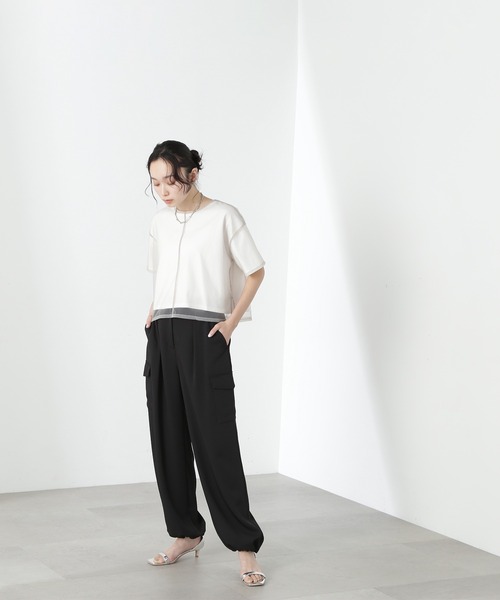 NATURAL BEAUTY BASIC(ナチュラルビューティーベーシック)の「◇チュールレイヤードカットソー(Tシャツ/カットソー・レディース・オフホワイト/ベージュ/チャコールグレー/ダークブラウン・FREE)」の7枚目の写真