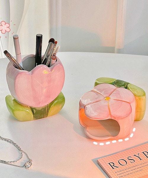 セール】チューリップ型 花型 ペン立て（収納グッズ）｜aimoha